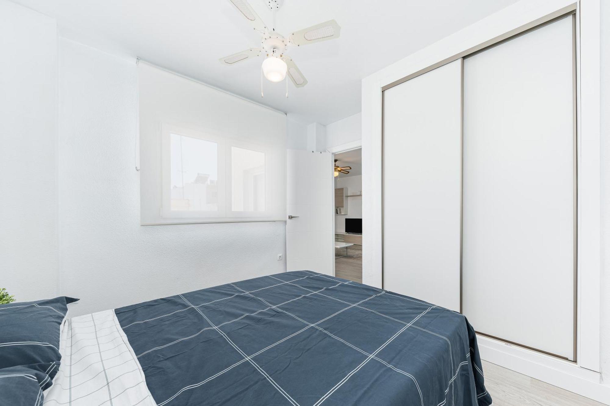 Apartamento En Centro Торевьиа Экстерьер фото